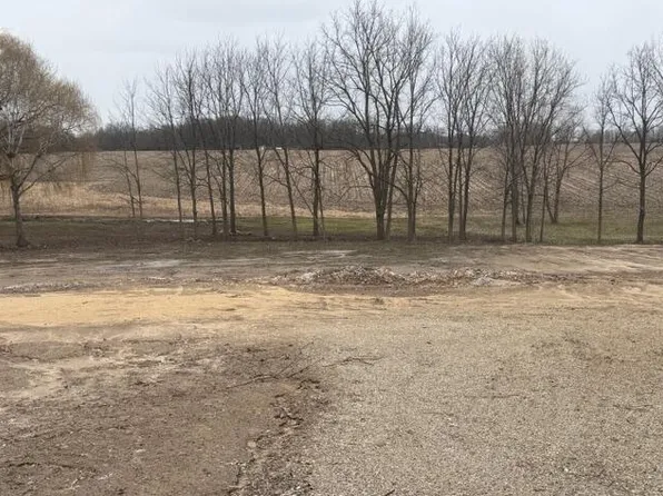 2308 W 112th St, Grant, MI 49327