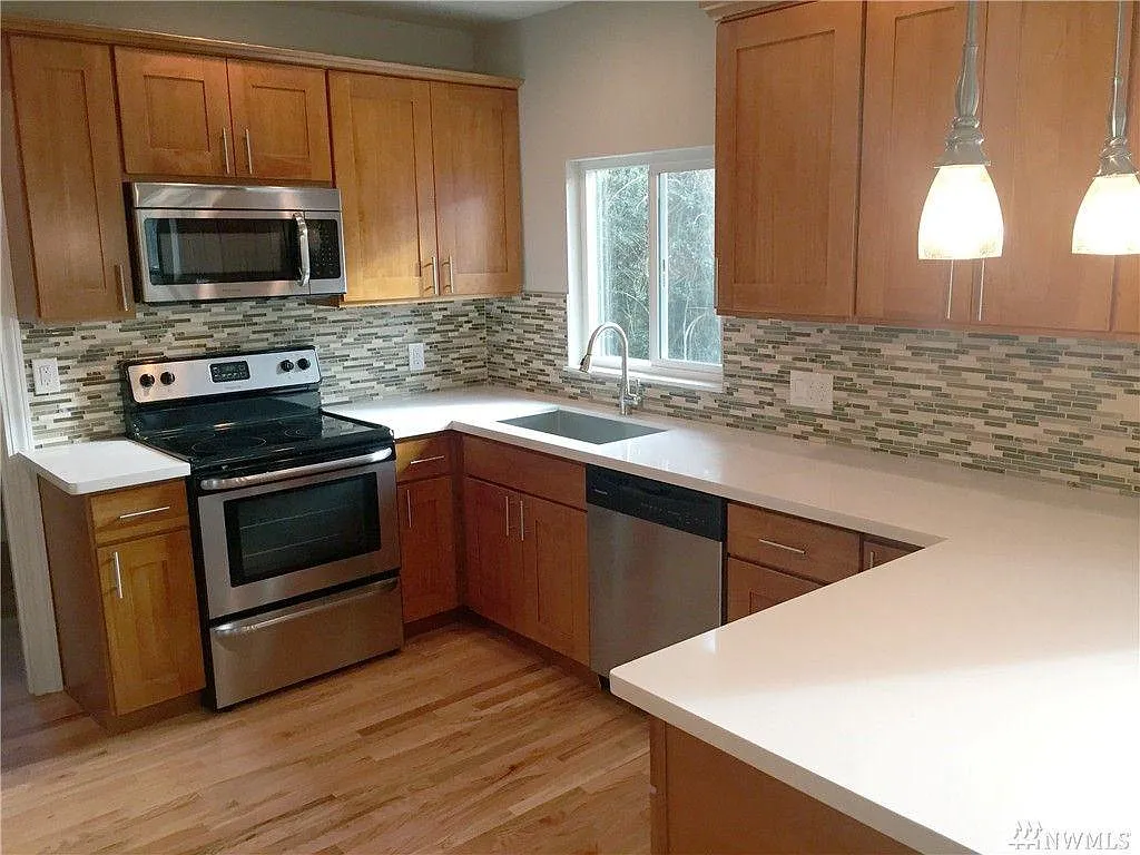 2 bed, 1000 sqft, $2,650 — Photo 3