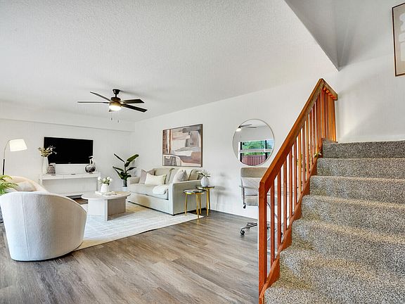3rd image of 2937 Waterford Drive