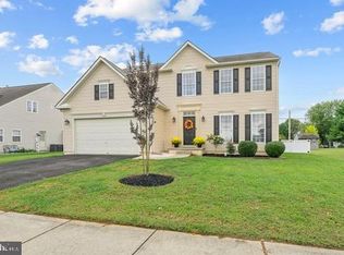 114 Christiana River Dr, Clayton, DE 19938