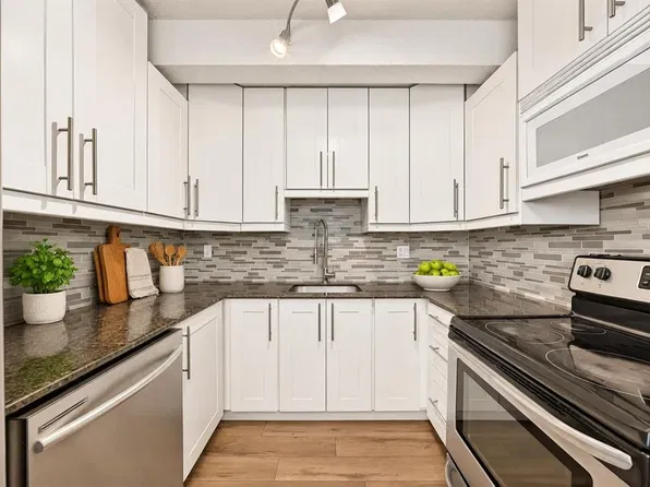 5520 W 1st Ave SE #57, Calgary, AB T2A 5Z7