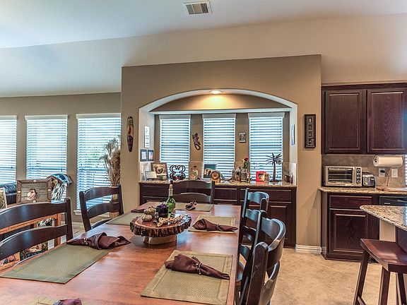 5th image of 5339 Silktail Ct