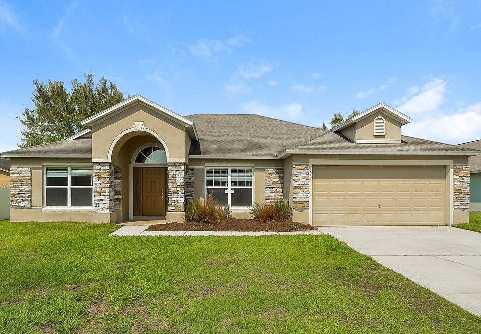 1st image of 4619 Woodford Dr