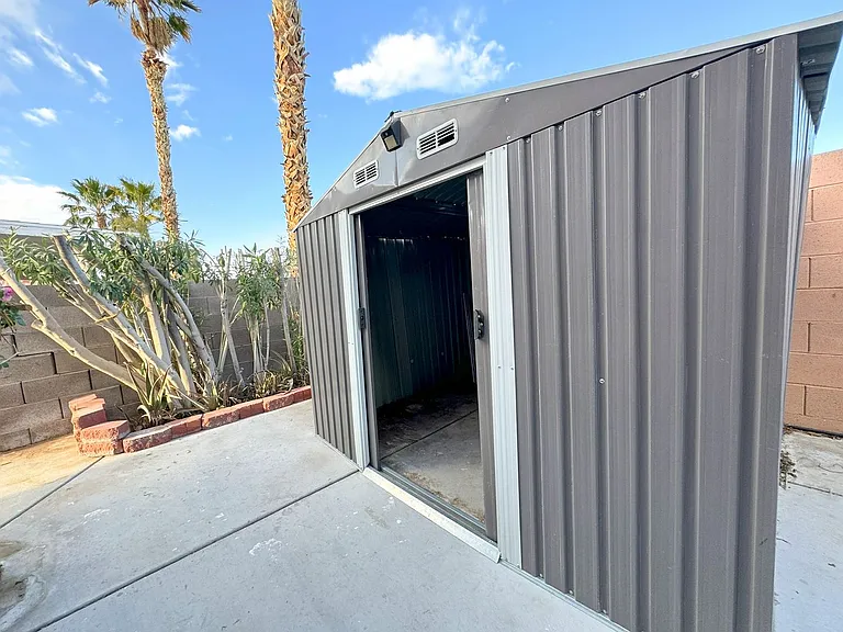 3740 Alliance St — Photo 43