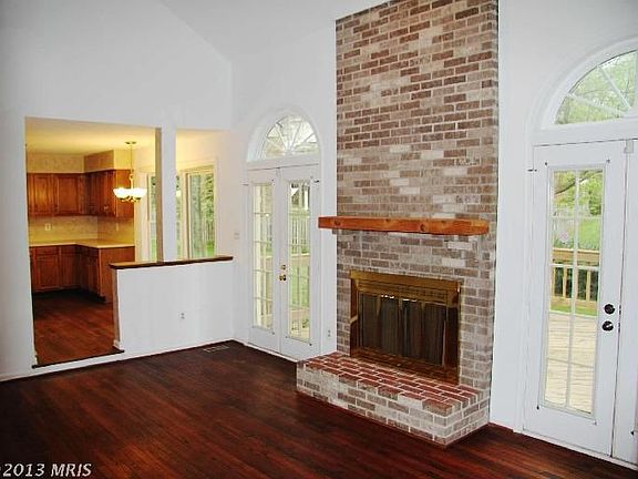 3rd image of 10221 Martinhoe Dr