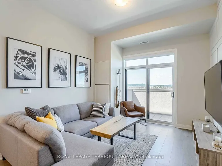 1105 Leger Way #612 — Photo 2