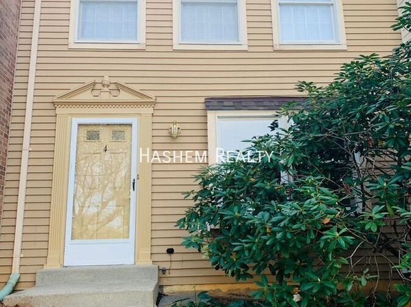 4 Mountain Laurel Ct