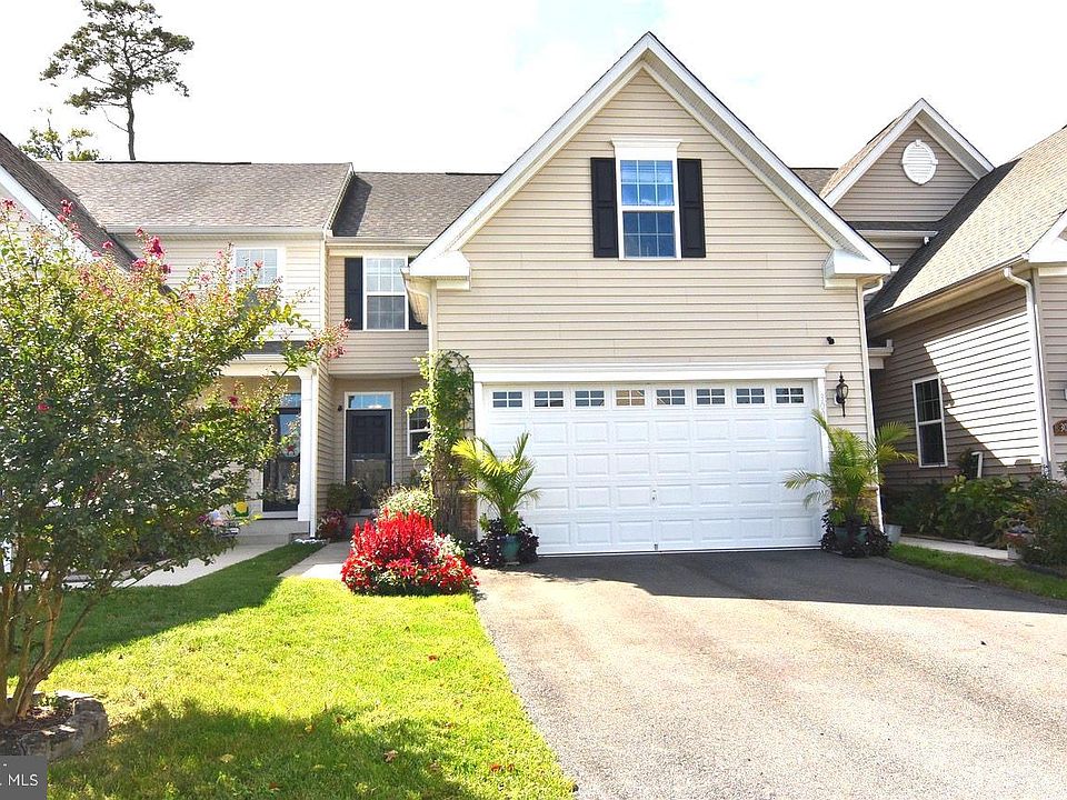 1st image of 30043 Plantation Dr