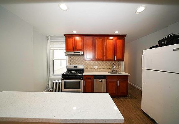 2nd image of 30-34 49th St #1S