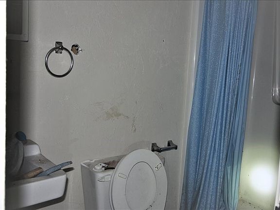 3rd image of 22345 136th St