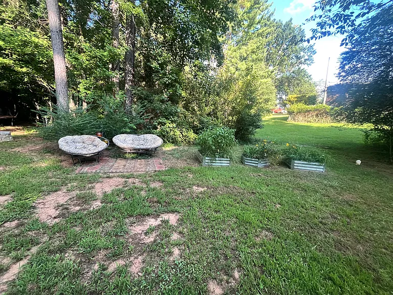 524 Asbury Dr — Photo 17