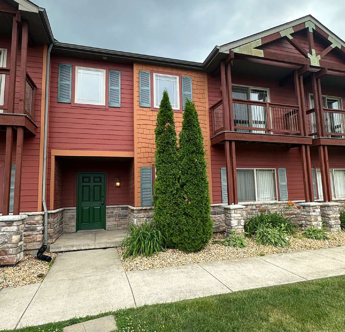 4 bed, 3.0 bath, $2,150 — Photo 3