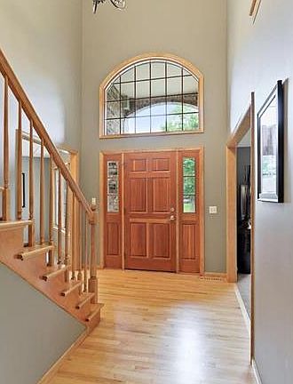 3rd image of 695 Olive Ln N