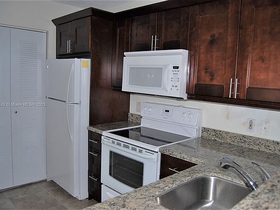 5th image of 4360 NW 107th Ave APT 306