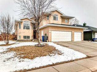 172 Sunset Hts, Crossfield, AB T0M0S0