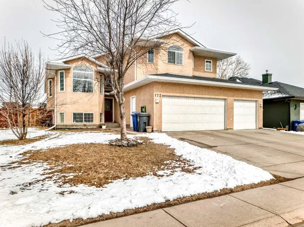 172 Sunset Hts, Crossfield, AB T0M 0S0