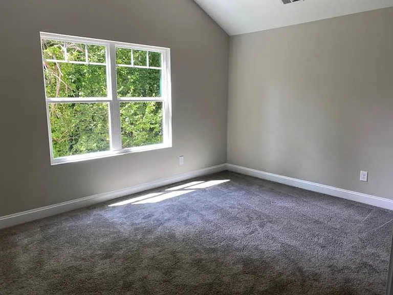 2628 Kenhill Dr — Photo 34
