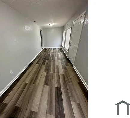 1024 W 22nd St — Photo 10