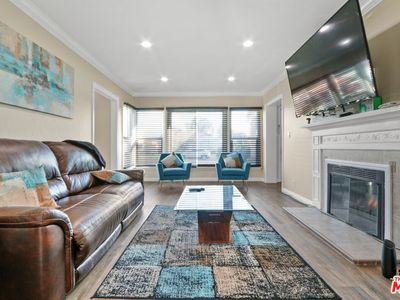 9127 S 6th Ave, Inglewood, CA, 90305