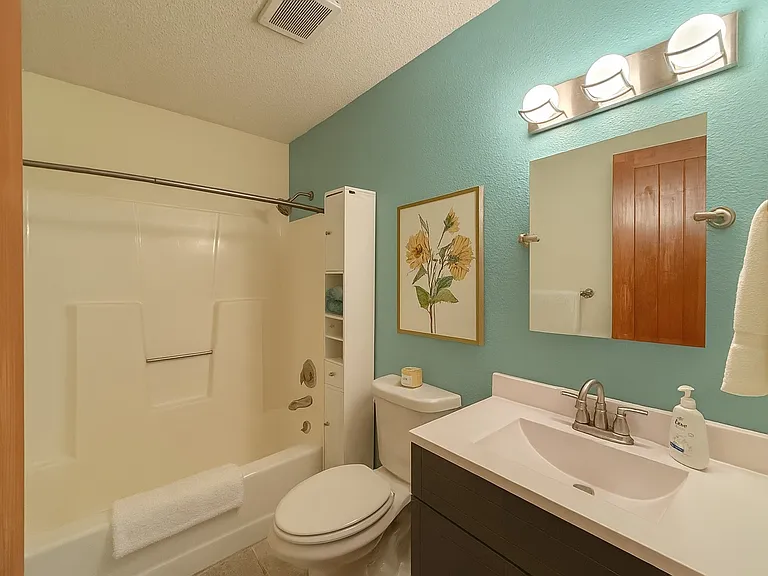 Bathroom2