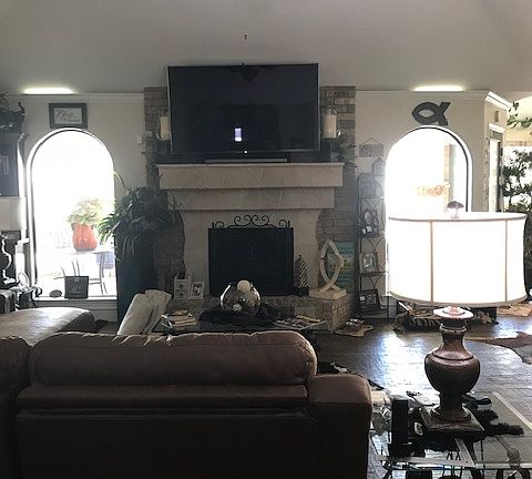 2nd image of 3312 Rosemont Dr