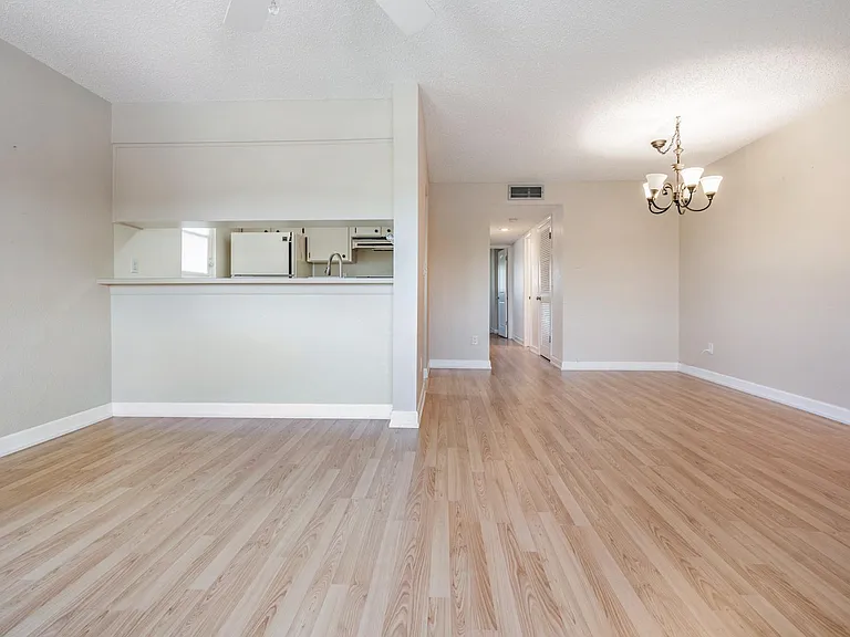 2525 W Bay Dr #B44 — Photo 14