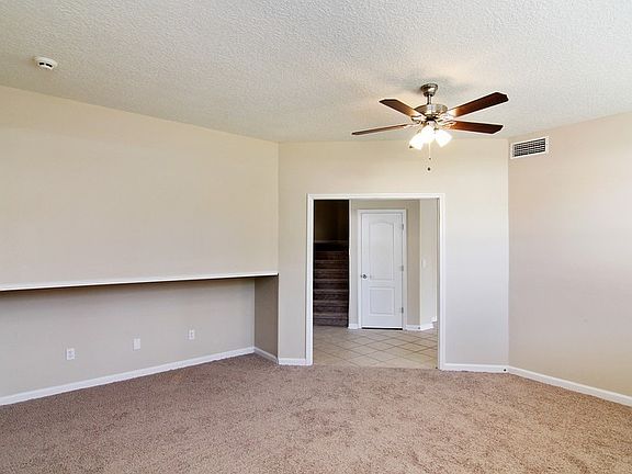 5th image of 781 Rembrandt Ave