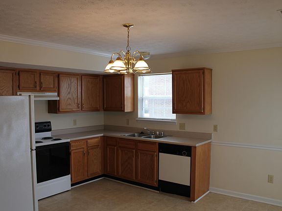 5th image of 218 Mary Rose Ln