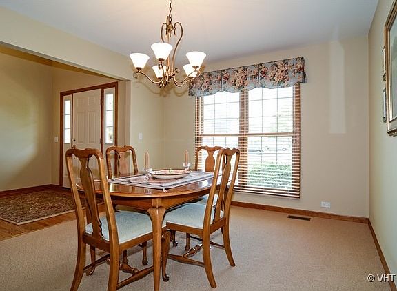 5th image of 1132 Hidden Glen Cir