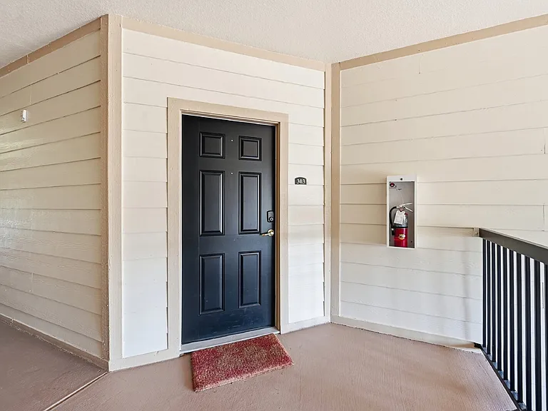 5745 N Genoa Way #13-303 — Photo 2