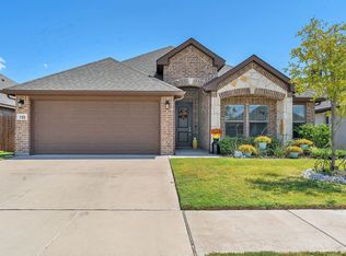 725 Sandy Chip Trl, Fort Worth, TX 76108