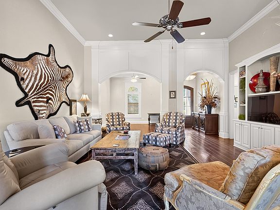 4th image of 118 Bella Ct