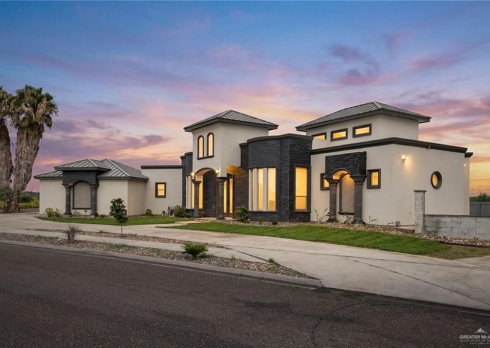 1st image of 2464 Lady Palm Dr