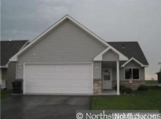 702 Ochotto Lake Dr, Avon, MN 56310