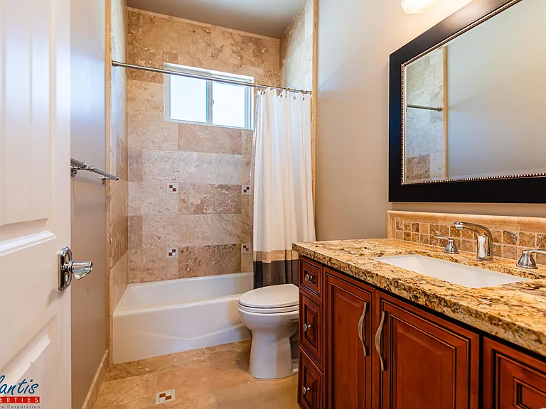 178 Martens Ave — Photo 16