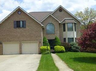 435 Worthington Dr, Mars, PA 16046