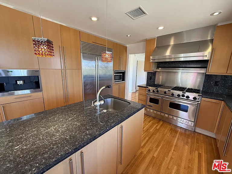 4613 Reforma Rd — Photo 8