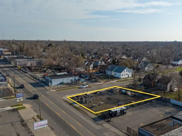 15390 Schaefer Hwy, Detroit, MI 48227