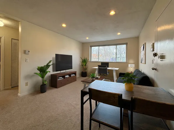 256 Parker Hill Ave, Roxbury Crossing, MA