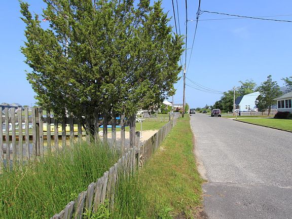 5th image of 315 Alabama Ave