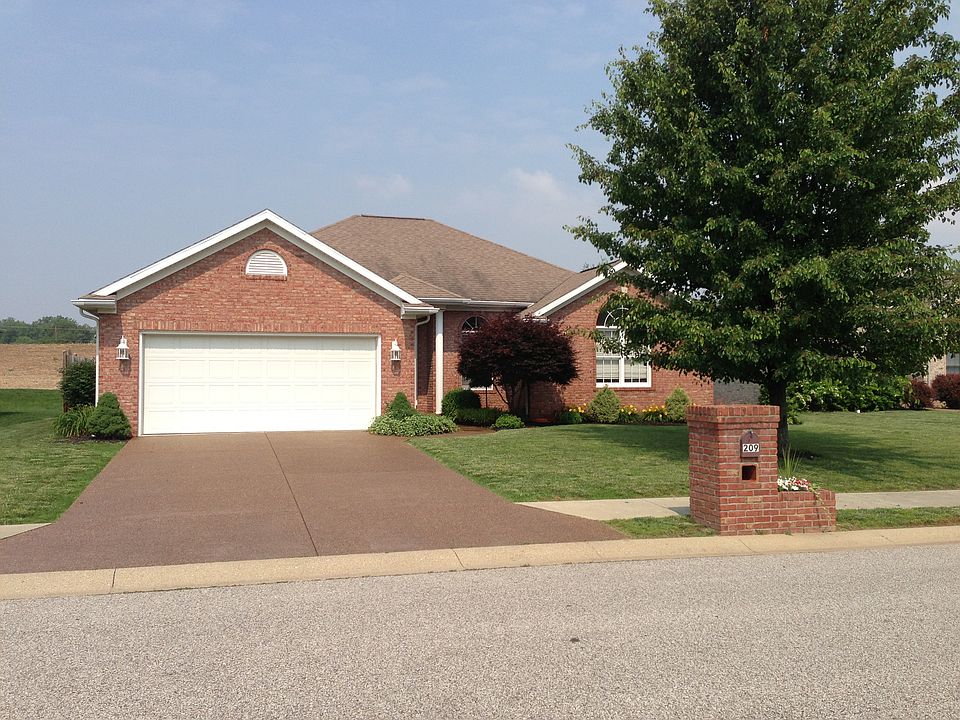 1st image of 209 Auburn Dr