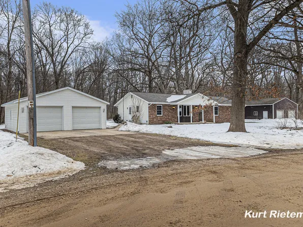 2641 41st St, Allegan, MI 49010