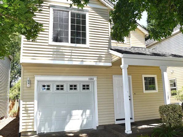 1381 NE Kinney St, Hillsboro, OR 97124