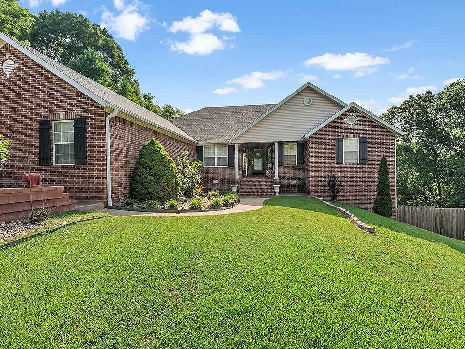 1st image of 582 Venters Dr #72718