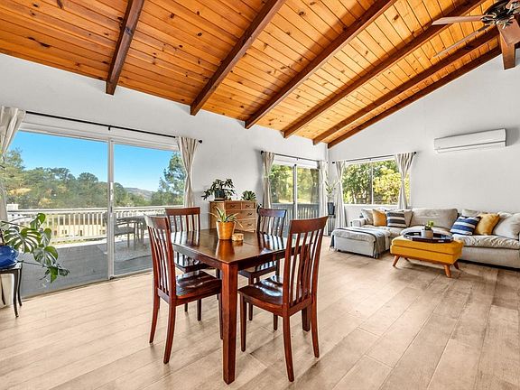 2nd image of 1001 Eastridge Drive