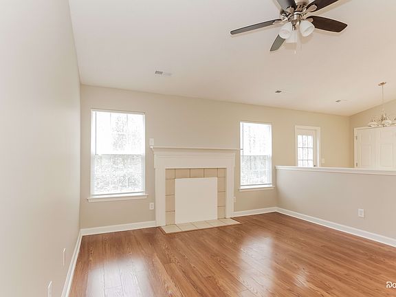 5th image of 3941 Far West Dr