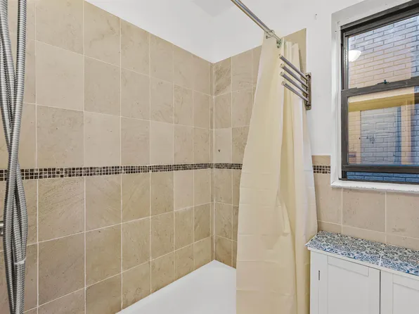 277 Harrison Avenue image 11 of 18