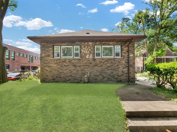 12432 S State St, Chicago, IL 60628