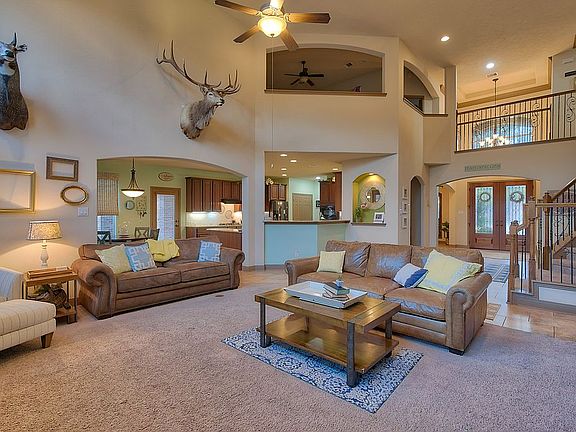 3rd image of 8607 Everhart Trace Dr