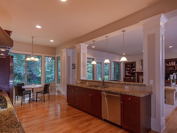 4th image of 13717 49th Avenue Ct NW